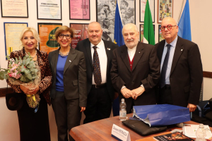 La lectio magistralis di Vito Rosano sull'essenza del Rotary e il suo futuro, nei giorni scorsi iniziativa del Rotary Club Catanzaro