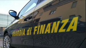 Forniture di beni e servizi nel settore sanitario, indagati a Catanzaro