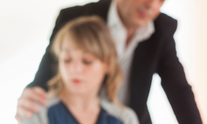 Presunte molestie a scuola, dalla parte degli studenti anche il sindaco di Castrolibero