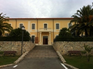 Premiazione degli studenti che hanno partecipato al concorso di grafica ''Il sorriso amaro'' dedicato al rapporto tra grafica ed illustrazione e guerra