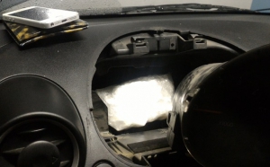 2 kg di cocaina in auto, arrestato nel reggino