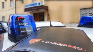 Bevevano e fumavano dopo aver fatto la spesa: denunciati a Vibo Valentia