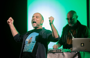 Venuti dal mare: torna in scena lo spettacolo di SpazioTeatro che racconta l&rsquo;arrivo dei Bronzi al Museo di Reggio Calabria