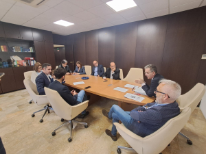 Referendum sullo Statuto bloccato, sette consiglieri regionali presentano istanza: l'iter non si avvia. Scontro in Regione: ''Stop alla democrazia''