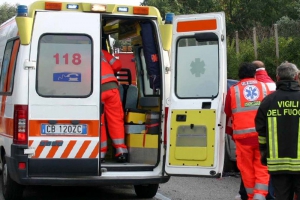 Incidente nel cosentino: muore 19enne