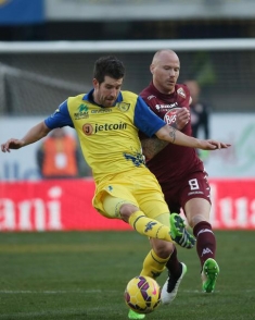 Izo al Crotone, contratto di un anno