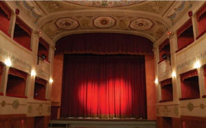 Liberi&amp;Forti invita le associazioni a riprendersi il teatro comunale di Lamezia Terme