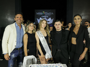 Miss Italia Calabria ha incoronato Miss Egea 2025