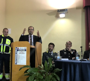 ''Combattere 'ndrangheta, droga e gioco d'azzardo partendo dalla scuola e dalla responsabilit&agrave; collettiva'', il consigliere regionale Enzo Bruno a Squillace in occasione del convegno promosso dagli ''Angeli Blu''