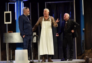 Sold out e applausi a scena aperta per lo spettacolo di Biagio Izzo al Comunale di Catanzaro