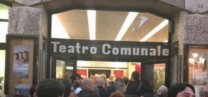 Il teatro Comunale di Catanzaro festeggia la capienza al 100% con lo spettacolo ''La libert&agrave; del terrore''