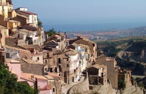 L&rsquo;Universit&agrave; delle Generazioni di Badolato propone festa del Golfo di Squillace
