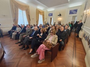 ''Questo non &egrave; un premio, &egrave; un impegno'': a Pietro Comito la prima edizione del Premio ''Gianni Bruni'' tra memoria, giornalismo e responsabilit&agrave; civile