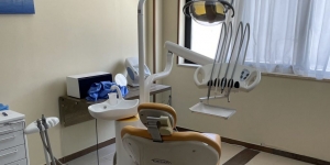 Scoperto falso dentista nel catanzarese