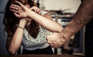 Violenza nei confronti della famiglia, in manette 33enne