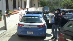 Reggio Calabria: ''Chi pu&ograve;, d&agrave;; chi non pu&ograve;, avr&agrave;''