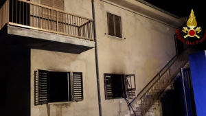 Incendio in abitazioni a Steccato di Cutro