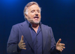 Festival d'Autunno, anticipato lo spettacolo di Christian De Sica