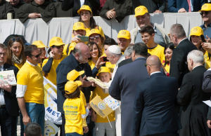 Papa Francesco: il ricordo di don Di Noto e Meter