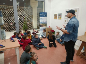 Riapre ''RaccontArti'' all'ex Stac: oggi in scena i colori delle opere dell'artista Luigia Granata