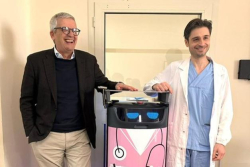 Nell'ospedale di Cosenza robot Oss per abbattere le infezioni dell'80%