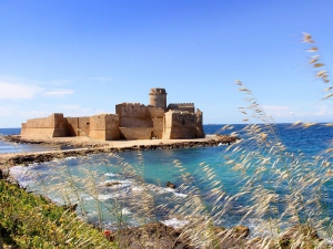 Apre i battenti la fortezza di ''Le Castella'' di Isola Capo Rizzuto