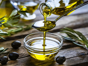 L&rsquo;Olio di Calabria incanta Parigi, consorzio Igp al Salone dell&rsquo;alimentazione di Parigi