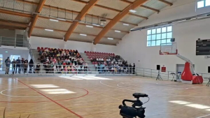 Nuovo Palazzetto di Soverato, i vertici di FI: ''Inaugurato, ma gi&agrave; da rifare''