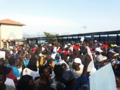 Crotone: arrivati 378 migranti su nave