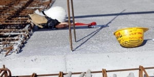 Incidente sul lavoro: muore 72enne cadendo da impalcatura