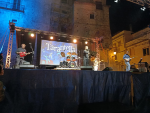 Tarantella Power, in scena corsisti e maestri