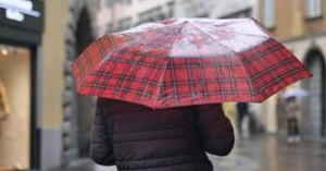 Sicurezza nelle scuole e allerte meteo a Crotone, la Flc Cgil Area Vasta Catanzaro-Crotone-Vibo: ''Basta discriminazioni, il personale ATA non &egrave; di serie B. Richiesto incontro urgente al sindaco Voce''