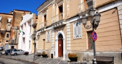 Sciolto il consiglio comunale di Amantea