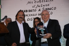 Oliverio a San Sosti per ritirare il premio &ldquo;Ascia votiva 2017&rdquo;