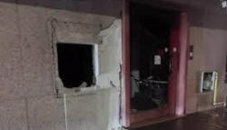 Assaltano e fanno esplodere un bancomat nel catanzarese