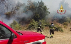 Sindaco,soccorsi o brucia tutto il paese