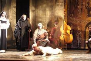AMA Calabria presenta 'Enrico IV' di Pirandello con due date a Lamezia Terme e Catanzaro