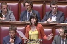 Migranti, Dieni: &laquo;Minniti non dice la verit&agrave; agli italiani&raquo;