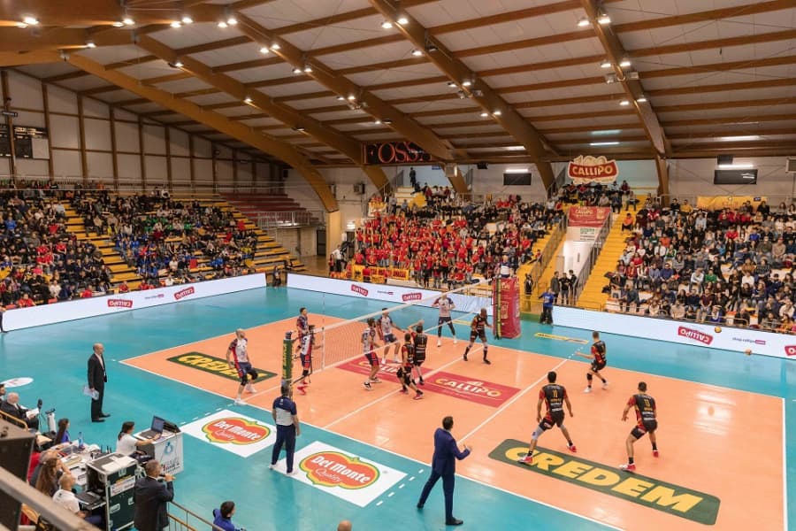 Vibo riabbraccia i giallorossi: al PalaValentia Baranowicz e compagni vincono trascinati da un caloroso pubblico