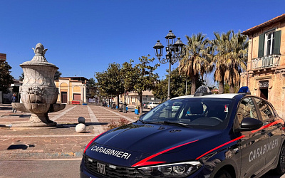 Si finge carabiniere e truffa un anziano nel reggino
