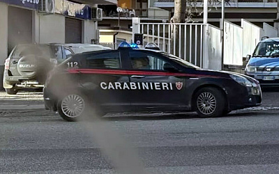 Trovata tanica di benzina fuori da un cantiere edile a Reggio Calabria